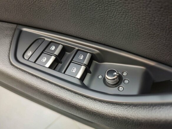 2018 Audi A4 V (B9), чёрный - вид 18