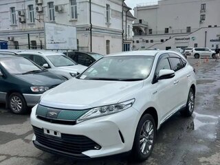 2018 Toyota Harrier III (XU60) Рестайлинг, белый, 3950000 рублей, вид 5