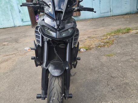2017 Yamaha MT-09 (FZ-09), чёрный, 700000 рублей, вид 3