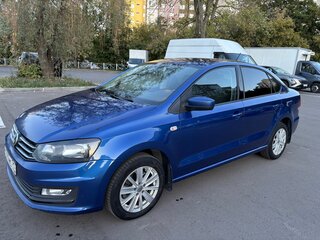 2018 Volkswagen Polo V Рестайлинг, синий, 950000 рублей, вид 1