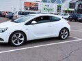2014 Opel Astra GTC J Рестайлинг, белый, 1700000 рублей - вид 4