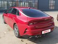 2022 Kia K5 III, красный, 2600000 рублей - вид 4