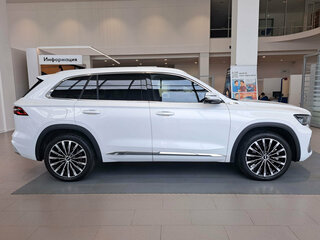 2025 Geely Monjaro I Рестайлинг, белый, 3789000 рублей, вид 4