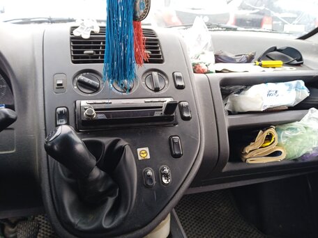 1998 Mercedes-Benz Vito, зелёный, 999999 рублей, вид 2