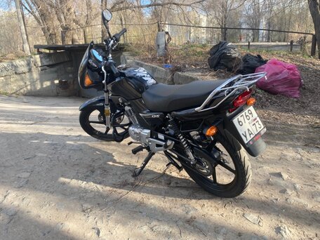 2021 Yamaha YBR125, чёрный, 240000 рублей, вид 2