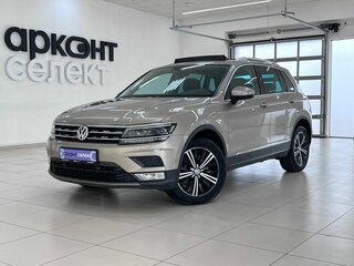 2017 Volkswagen Tiguan II, бежевый, 2300000 рублей, вид 2
