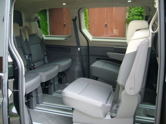 2025 Volkswagen Multivan T7, чёрный, 9970000 рублей - вид 14