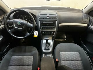 2012 Skoda Octavia II (A5) Рестайлинг, белый, 770000 рублей, вид 5