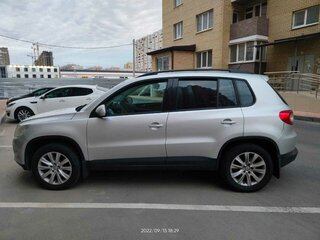 2010 Volkswagen Tiguan I, серебристый, 700000 рублей, вид 5