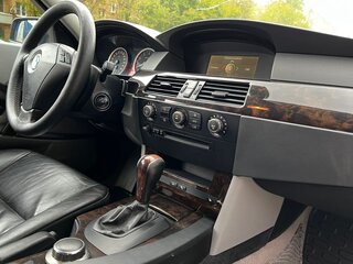 2005 BMW 5 серии 525i V (E60/E61), серый, 1000000 рублей, вид 4
