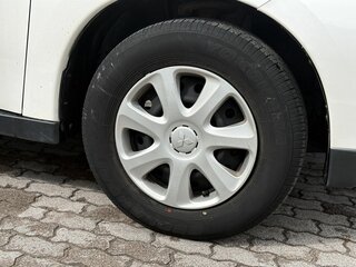 2014 Mitsubishi Outlander III Рестайлинг, белый, 1351000 рублей, вид 5