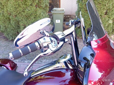 2017 Harley-Davidson Electra Glide, пурпурный, 1350000 рублей, вид 5