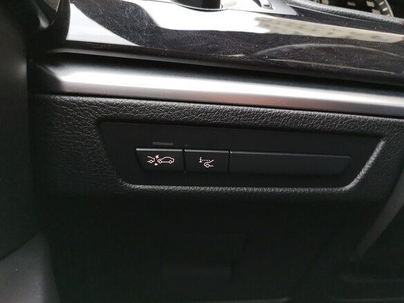 2011 BMW 5 серии 530d xDrive VI (F10/F11/F07), чёрный - вид 19