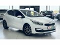 2017 Kia Ceed II Рестайлинг, белый - вид 2