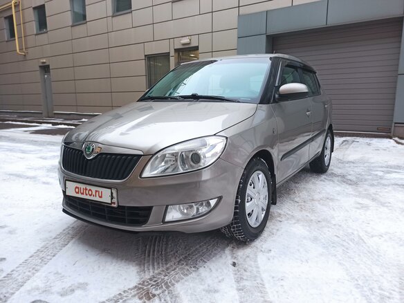 2012 Skoda Fabia II Рестайлинг, серый - вид 2