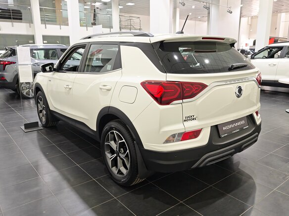 2025 KGM Korando, белый - вид 7