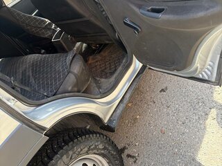 2013 Chevrolet Niva I Рестайлинг, серебристый, 500000 рублей, вид 3