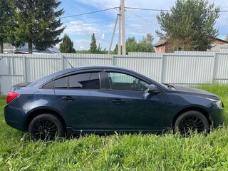 2010 Chevrolet Cruze I, синий, 750000 рублей, вид 4