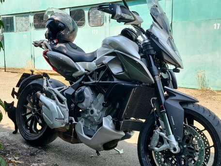 2016 MV Agusta Stradale 800, белый, 900000 рублей, вид 1