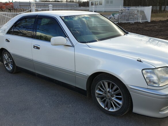 2000 Toyota Crown XI (S170), белый - вид 3