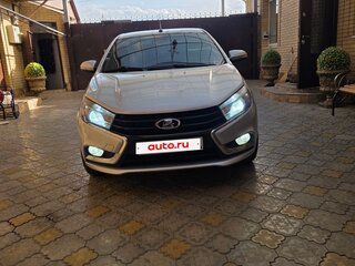2016 Lada (ВАЗ) Vesta I, серебристый, 800000 рублей, вид 2
