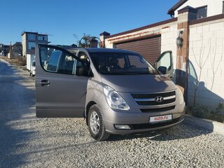 2011 Hyundai Grand Starex I, серый, 1950000 рублей, вид 2