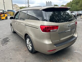 2015 Kia Sedona III, оранжевый, 1350000 рублей, вид 5