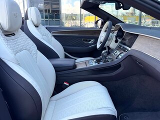 2025 Bentley Continental GT Speed IV, коричневый, 45500000 рублей, вид 5