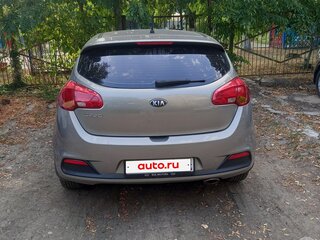 2015 Kia Ceed II Рестайлинг, серебристый, 950000 рублей, вид 2