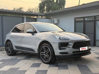 2021 Porsche Macan I Рестайлинг, серый, 6700000 рублей, вид 2