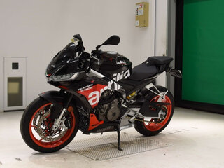 2022 Aprilia Tuono 660, чёрный, 900000 рублей, вид 4