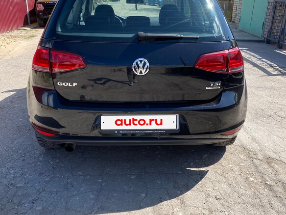 2013 Volkswagen Golf VII, чёрный, 830000 рублей - вид 3