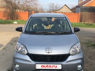 2018 Toyota Passo III, серый, 925000 рублей, вид 4