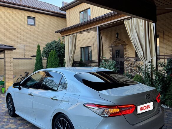 2021 Toyota Camry VIII (XV70) Рестайлинг, белый, 3700000 рублей - вид 5