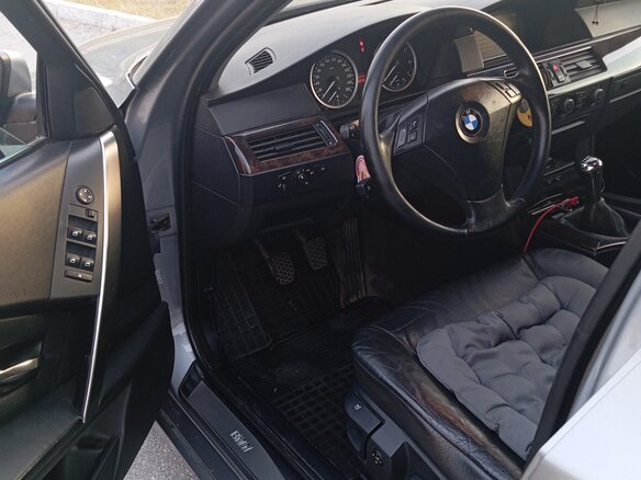 2003 BMW 5 серии 520i V (E60/E61), серый, 1000000 рублей - вид 9