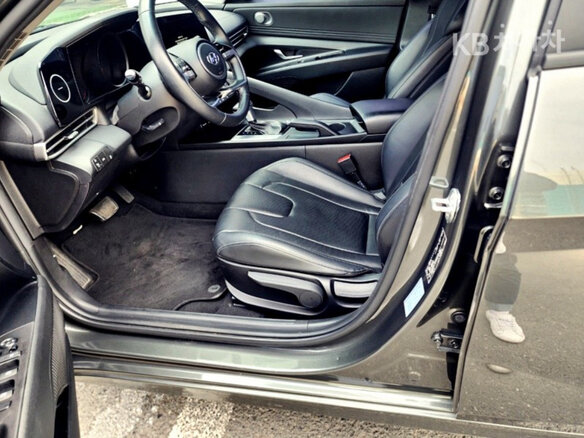 2023 Hyundai Avante VII, серый, 1431000 рублей - вид 9