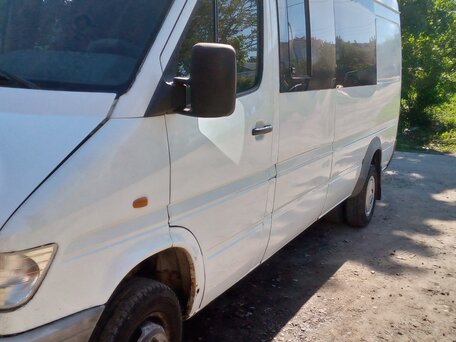 1997 Mercedes-Benz Sprinter, белый, 1700000 рублей, вид 2