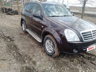 2012 SsangYong Rexton II, пурпурный, 1000000 рублей, вид 2