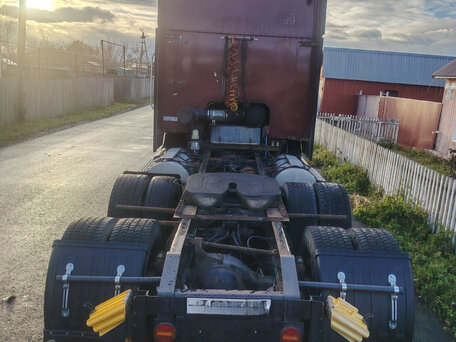 2008 International 9000 Series, красный, 1350000 рублей, вид 3