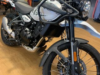 2025 Royal Enfield Himalayan, белый, 656000 рублей, вид 2