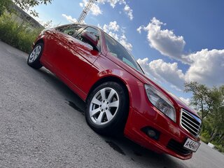 2008 Mercedes-Benz C-Класс 180 7G-TRONIC PLUS III (W204), красный, 1000000 рублей, вид 3