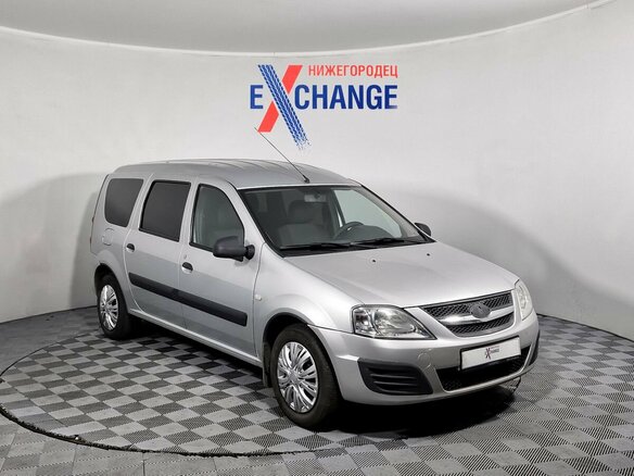 2013 Lada (ВАЗ) Largus I, серебристый - вид 2