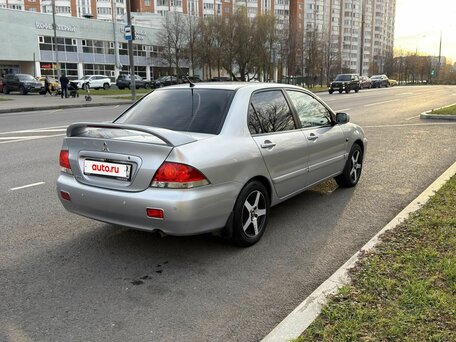 2009 Mitsubishi Lancer Classic IX Рестайлинг, серебристый, 650000 рублей, вид 5