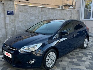 2014 Ford Focus III, синий, 777000 рублей, вид 2