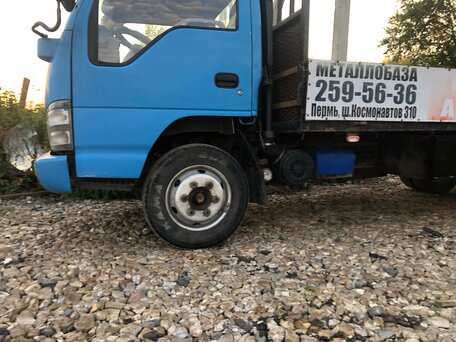 2007 Isuzu Elf (N-series), голубой, 1850000 рублей, вид 3