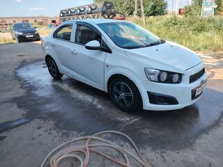 2013 Chevrolet Aveo II, белый, 595000 рублей, вид 1