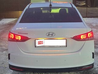 2021 Hyundai Solaris II Рестайлинг, белый, 1739000 рублей, вид 3