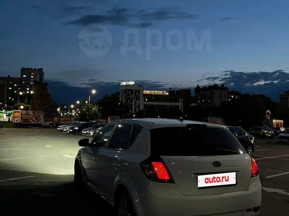 2011 Kia Ceed I Рестайлинг, белый, 650000 рублей - вид 11