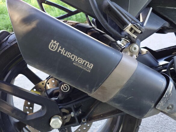 2019 Husqvarna Svartpilen 701, чёрный, 700000 рублей - вид 13