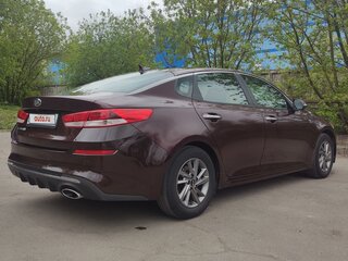 2019 Kia Optima IV Рестайлинг, пурпурный, 1920000 рублей, вид 4